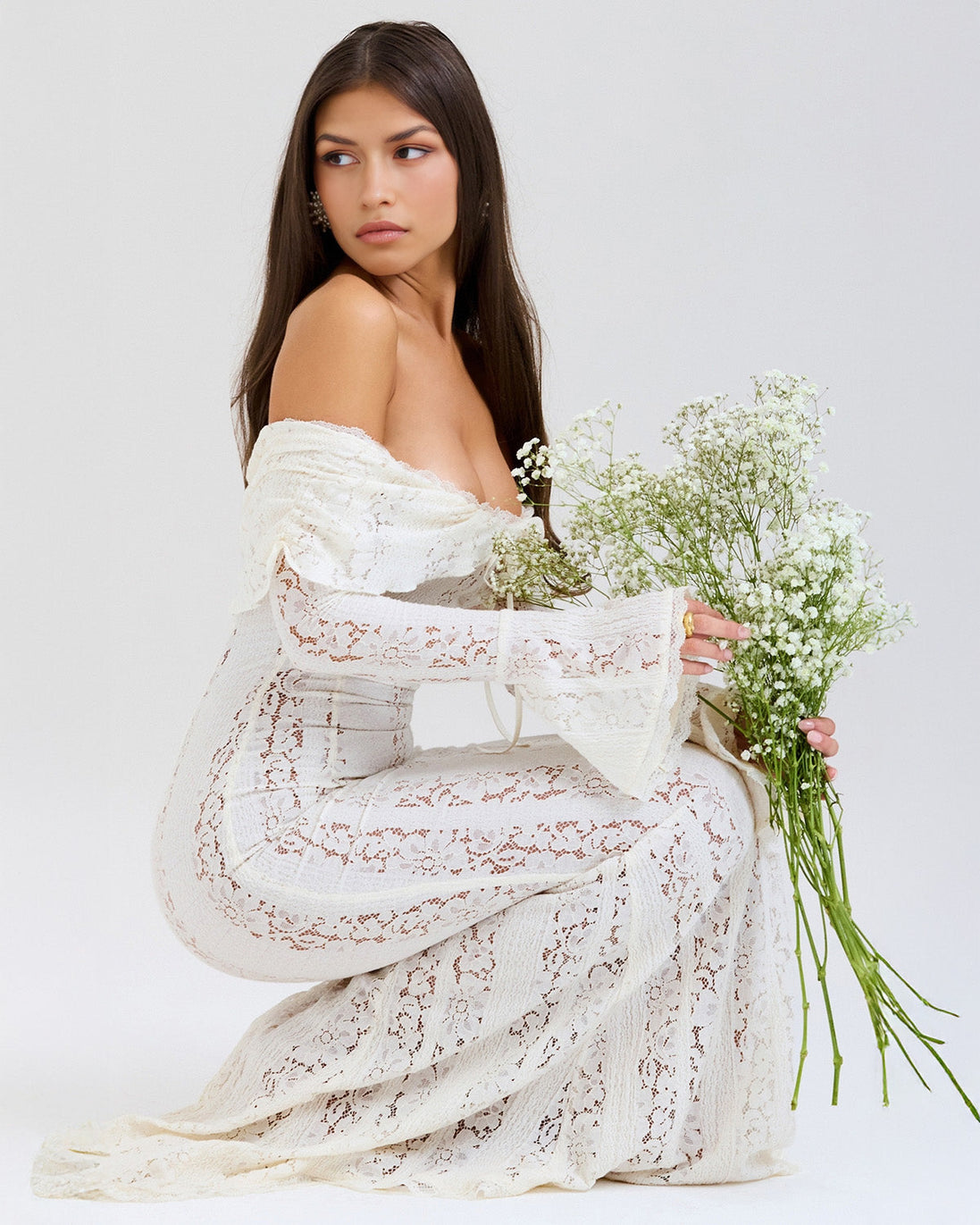 Essential Bella Lace Maxi