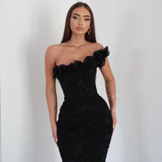 Essential Noir Elegance Maxi