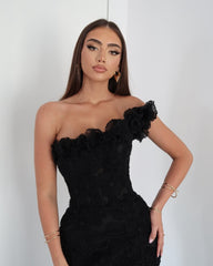 Essential Noir Elegance Maxi